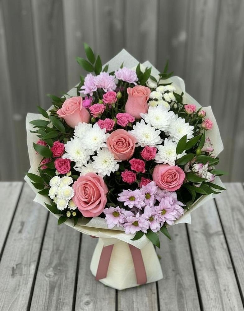 Букет цветов из: Альстромерии, Гвоздики, Розы и Хризантемы в Прямицыно