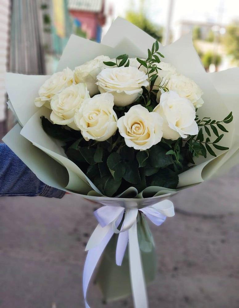 Букет Белые розы Проуд в Прямицыно