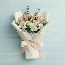 Букет цветов из:  Альстромерии в Прямицыно