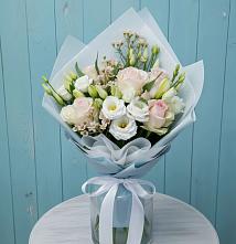 Букет цветов из:  Розы и Лизиантусы в Прямицыно
