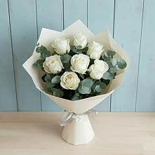 Букет Белые розы в Эвкалипте в Прямицыно