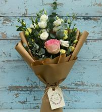 Букет цветов из:  Розы и Лизиантусы в Прямицыно