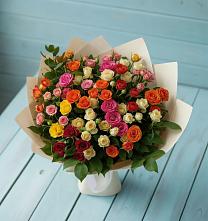 Букет Микс из разноцветных кустовых роз в Прямицыно